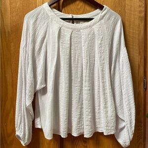 White textured flowy dolman balloon sleeve boho poets blouse M